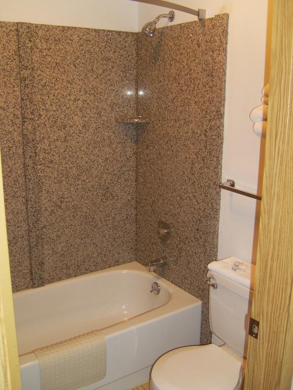 Molalla Stagecoach Inn Motel חדר תמונה